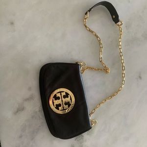 Tory Burch Logo Clutch
